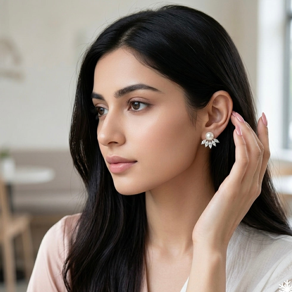 Pearl Éclat Studs