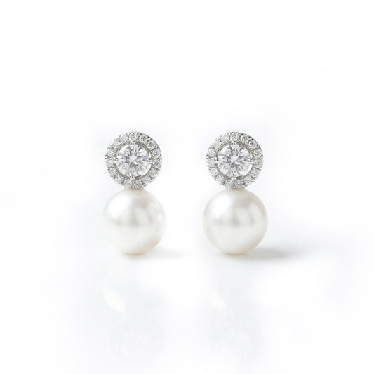 Classic Pearl Studs